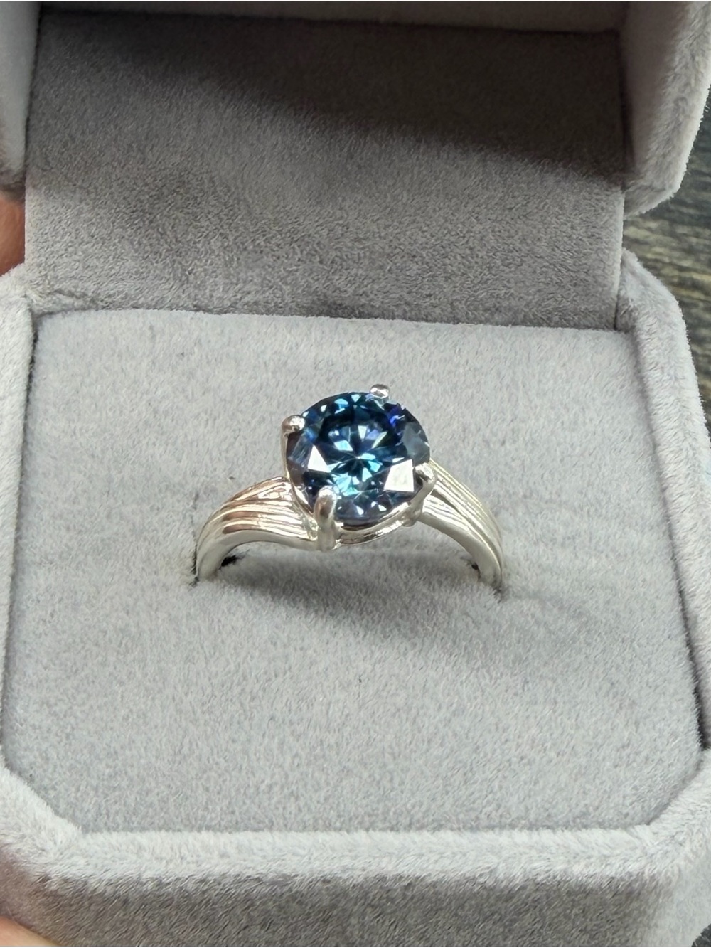 2CT Certified Blue Diamond Moissanite Solitaire Ring in 925 Sterling Silver Sz 7 - Picture 9 of 16